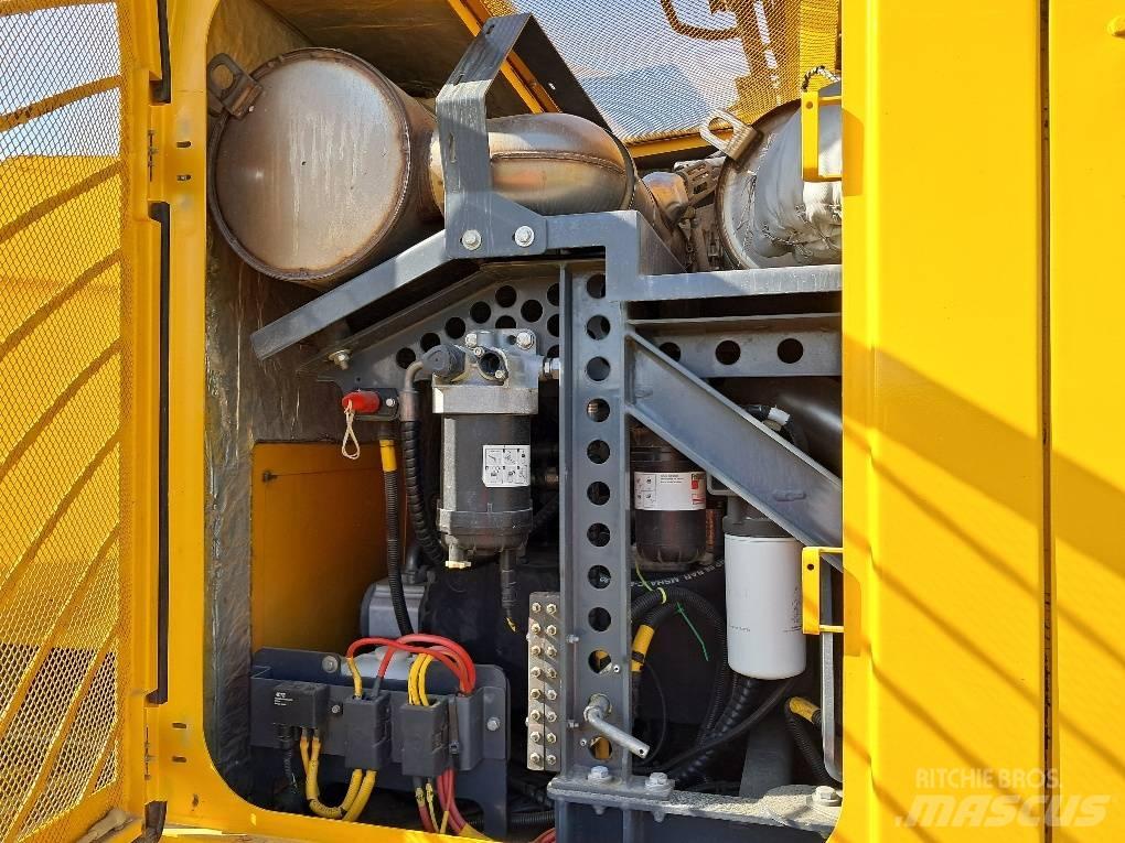 Bergmann 4010 Гусеничні самоскиди