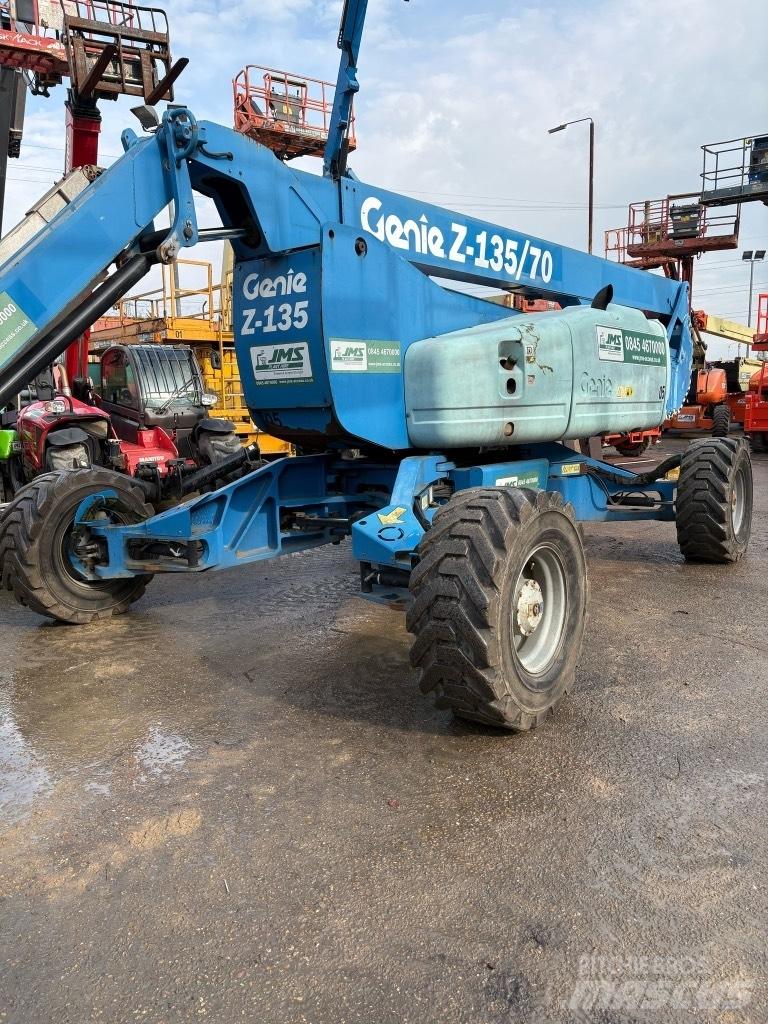 Genie Z 135/70 Колінчаті підйомники