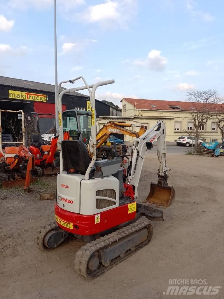 Takeuchi TB210R Міні-екскаватори < 7т