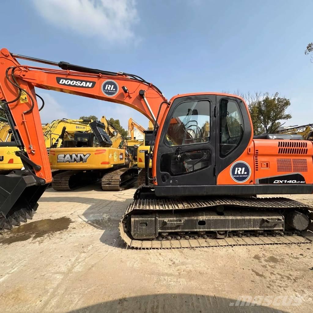 Doosan DX140LC-9C Гусеничні екскаватори