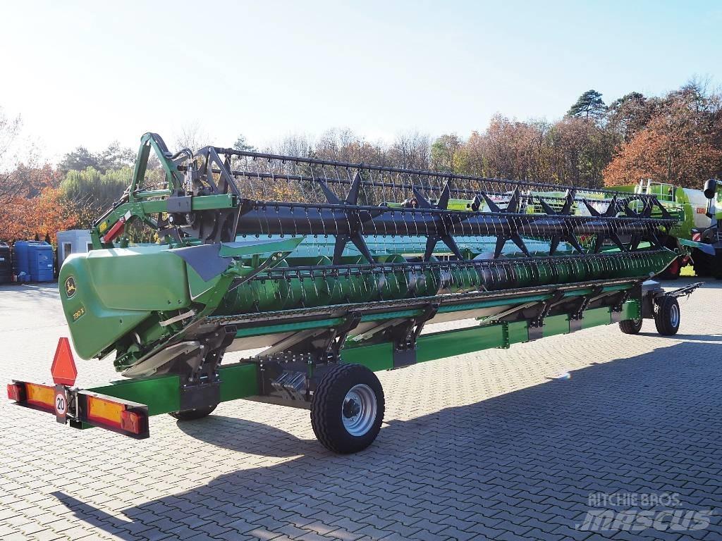 John Deere S780 + 730X Зернозбиральні комбайни