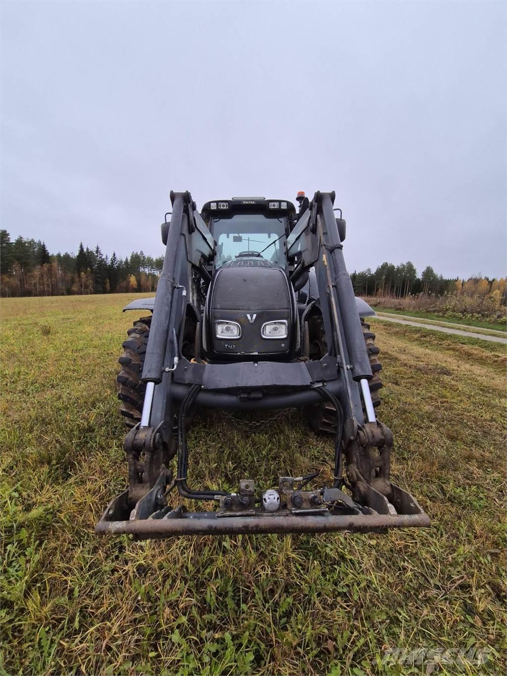 Valtra T163e V Трактори