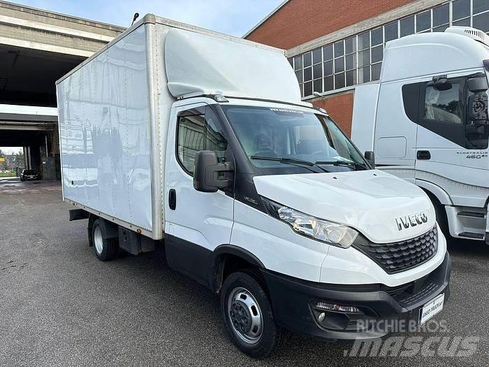Iveco 35C14 Інше
