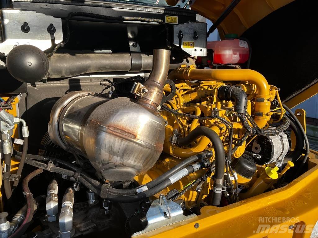 CAT 908 Фронтальні навантажувачі