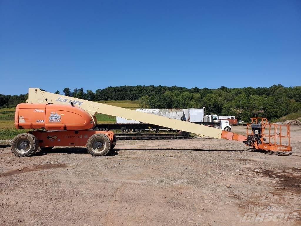 JLG 800 S Навантажувачі підвищеної прохідності