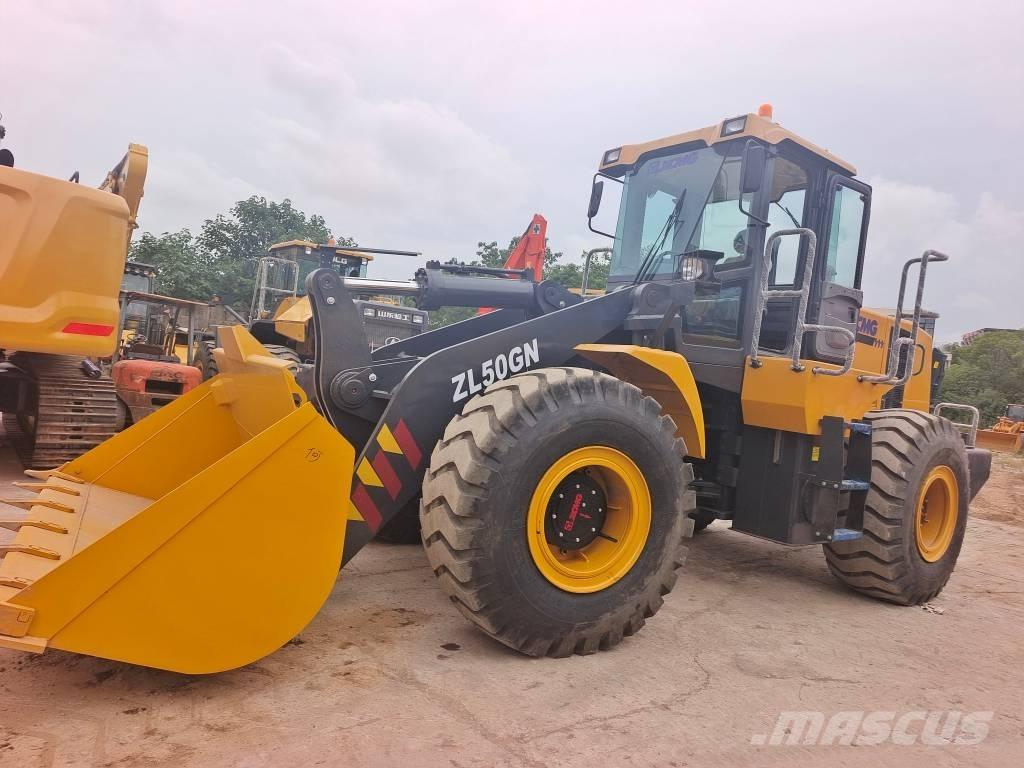 XCMG ZL 50 GN Фронтальні навантажувачі