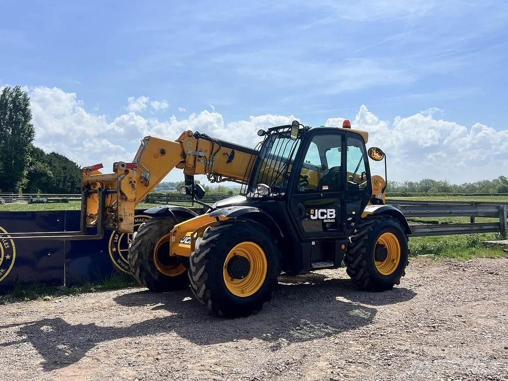 JCB 535-95 Телескопічні навантажувачі
