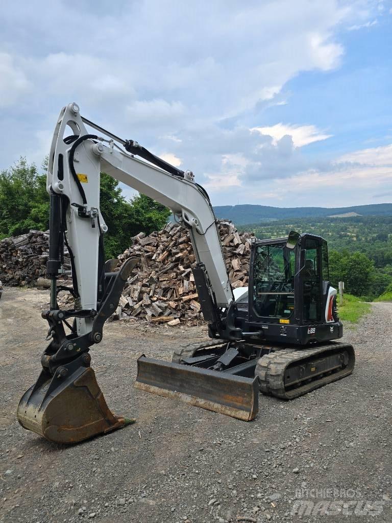 Bobcat E88 Гусеничні екскаватори