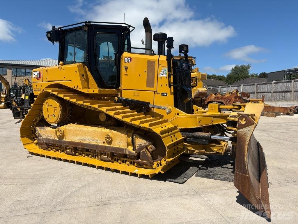 CAT D 6 LGP Гусеничні бульдозери