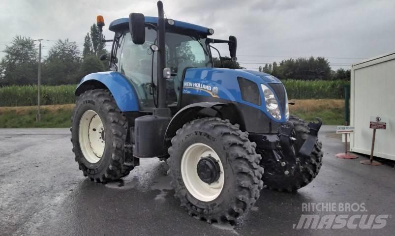 New Holland T 7.200 Трактори