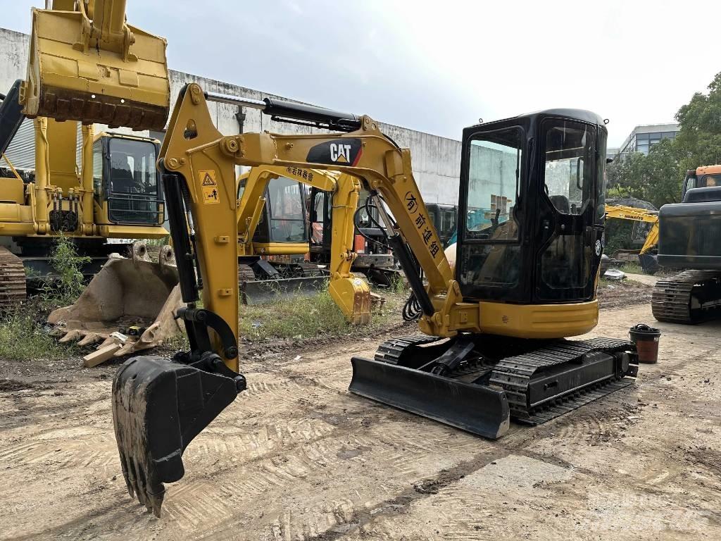 CAT 303 CR Міні-екскаватори < 7т