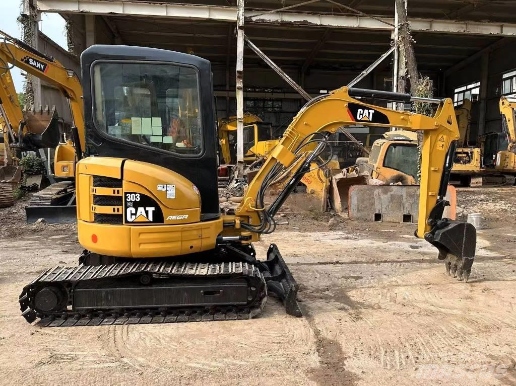 CAT 303 CR Міні-екскаватори < 7т
