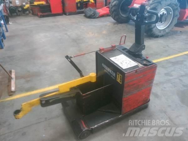 Manitou TA30 Самохідні електроштабелери