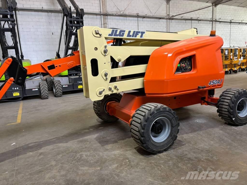 JLG 450 AJ Колінчаті підйомники