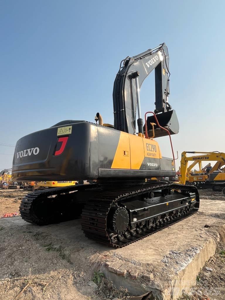 Volvo EC290 Гусеничні екскаватори
