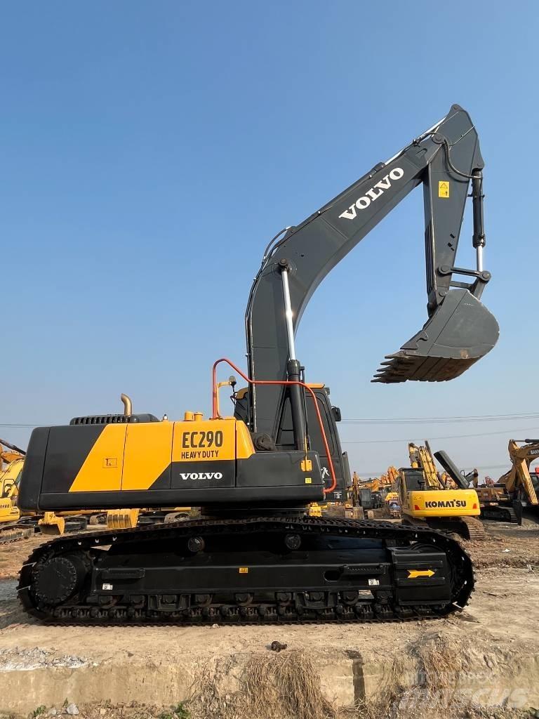 Volvo EC290 Гусеничні екскаватори