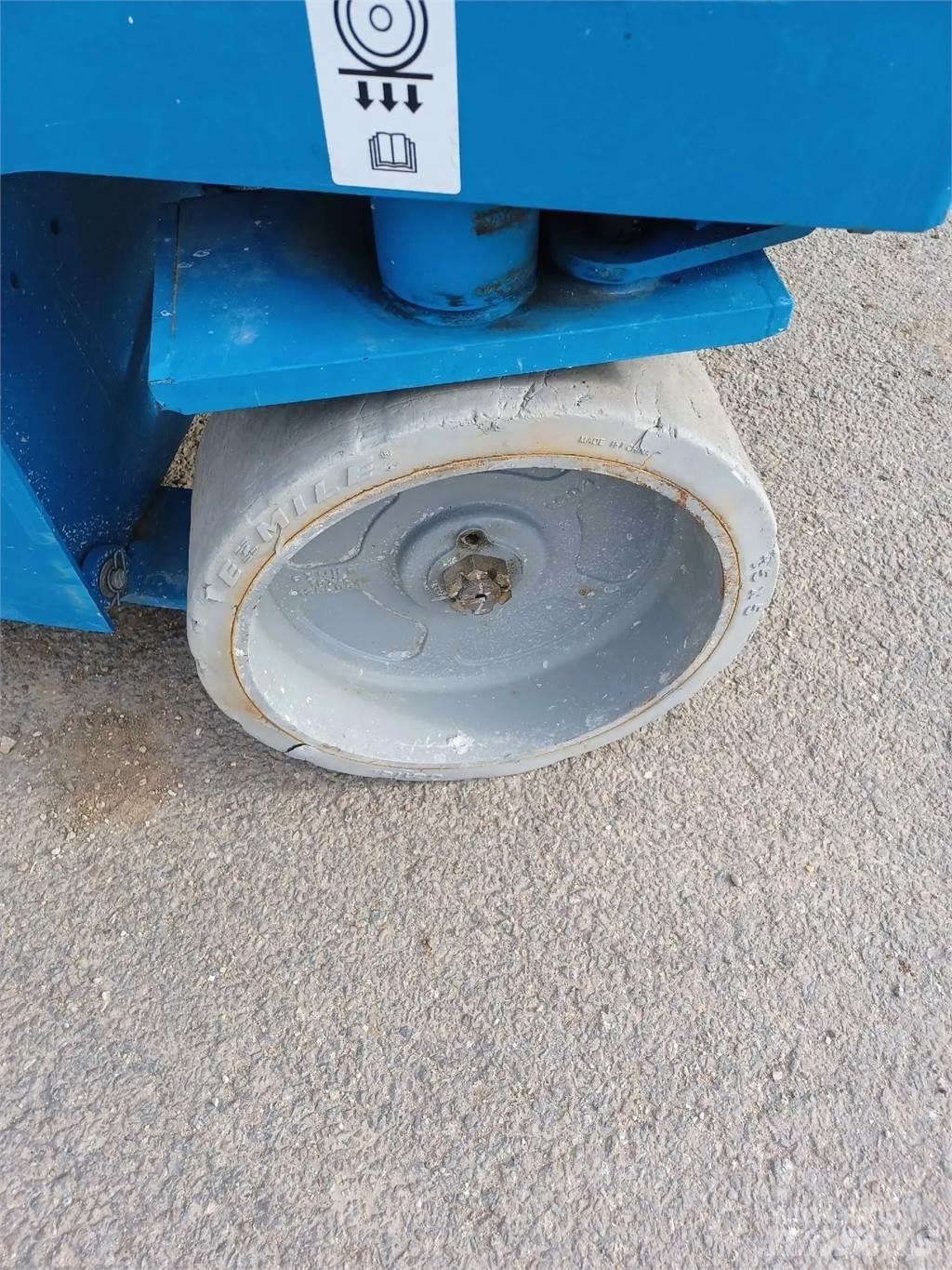 Genie GS 2646 Підйомники-ножиці