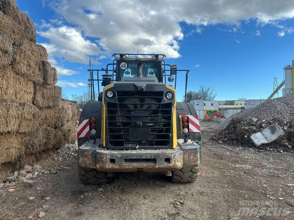 Komatsu WA380-8 Фронтальні навантажувачі