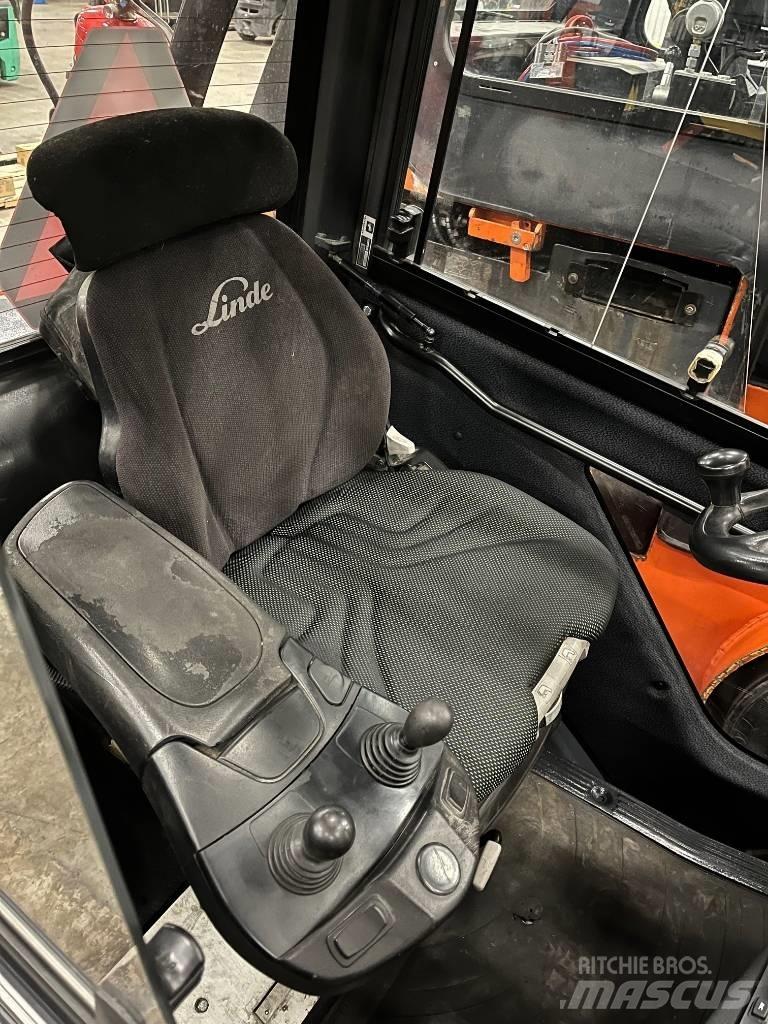 Linde H25D-02 Дизельні навантажувачі