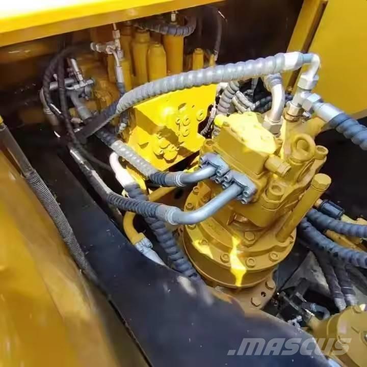 Sany SY 235 C Гусеничні екскаватори