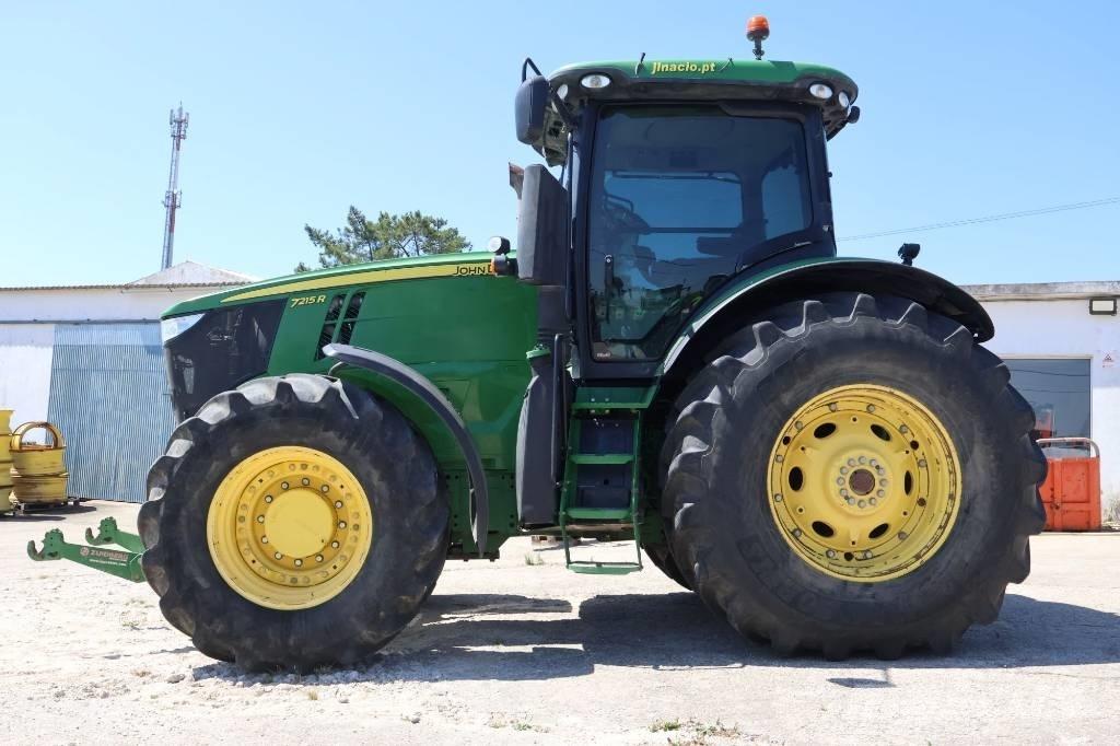 John Deere 7215 R Трактори