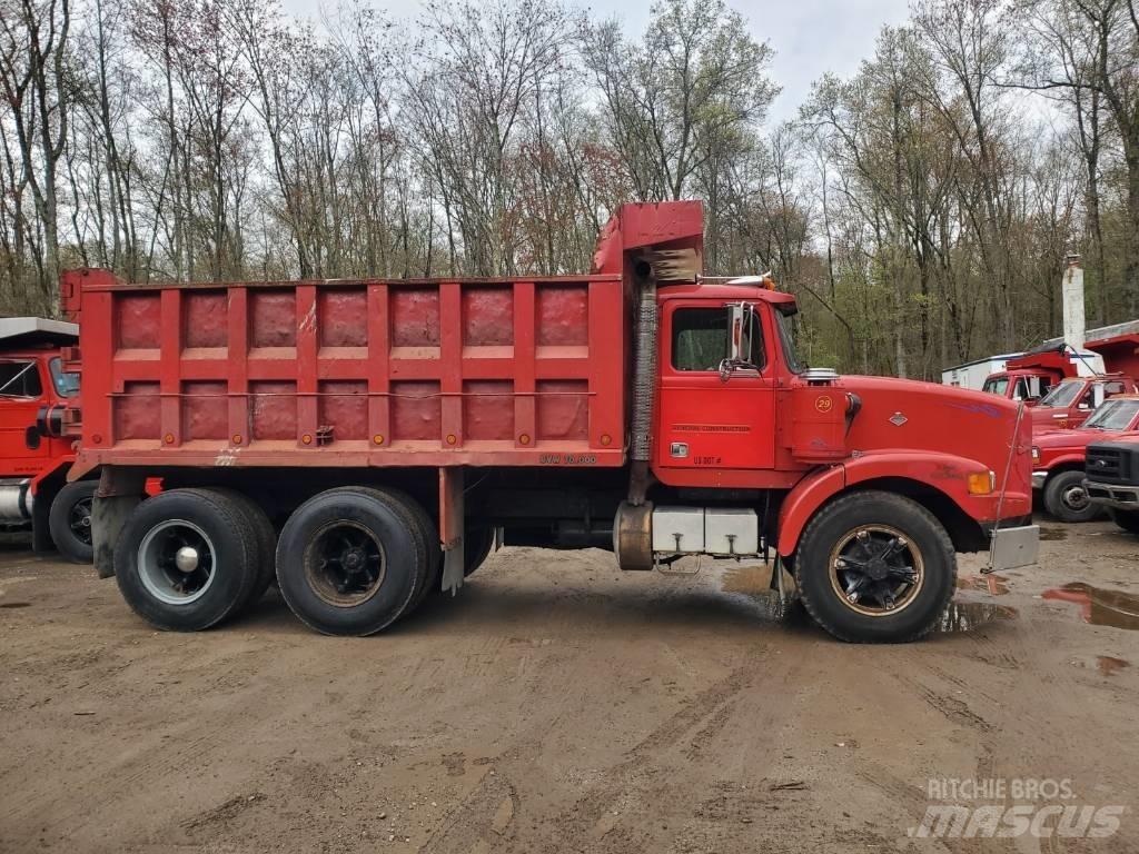 Diamond REO C120 Самоскиди