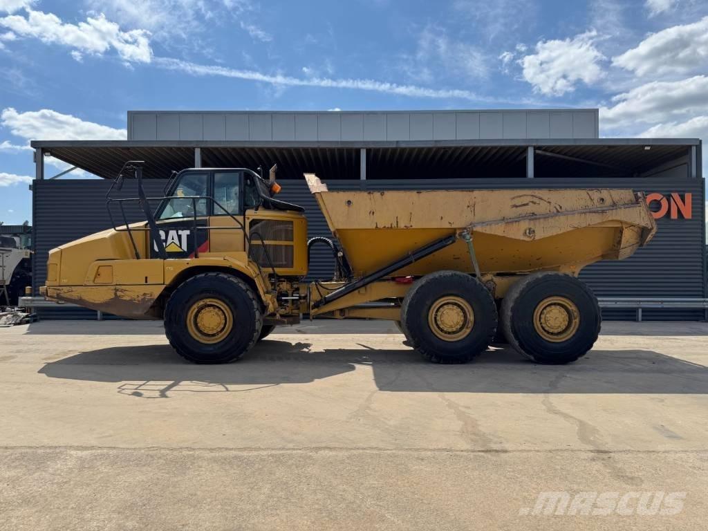 CAT 730C Зчленовані самоскиди