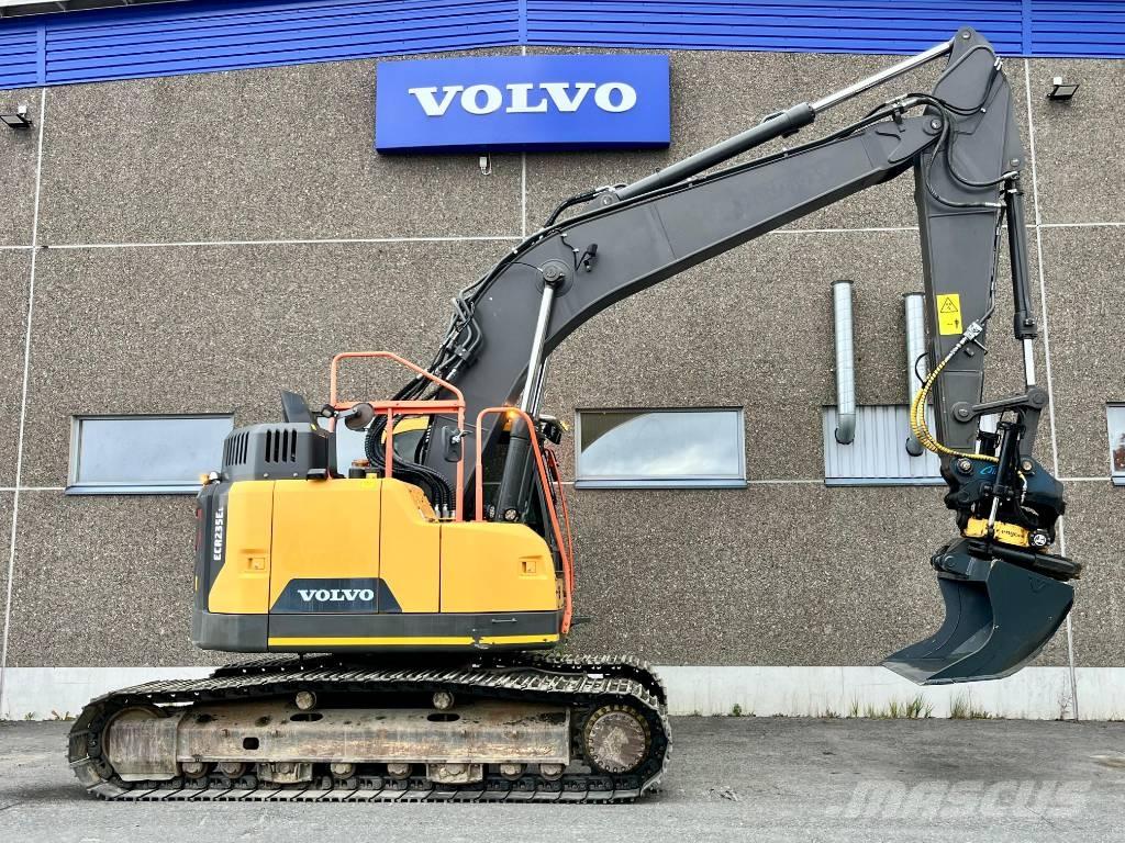 Volvo ECR 235 E Гусеничні екскаватори