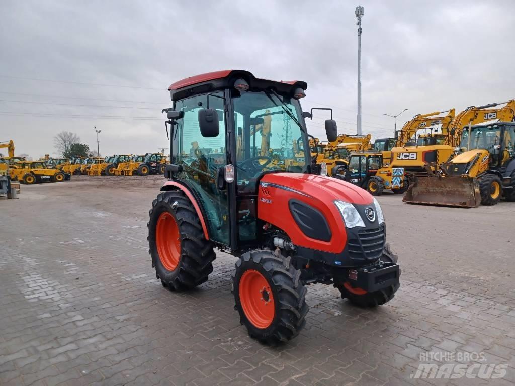Kioti CK4030C Трактори