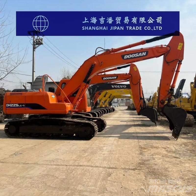 Doosan DH 225 LC-7 Гусеничні екскаватори