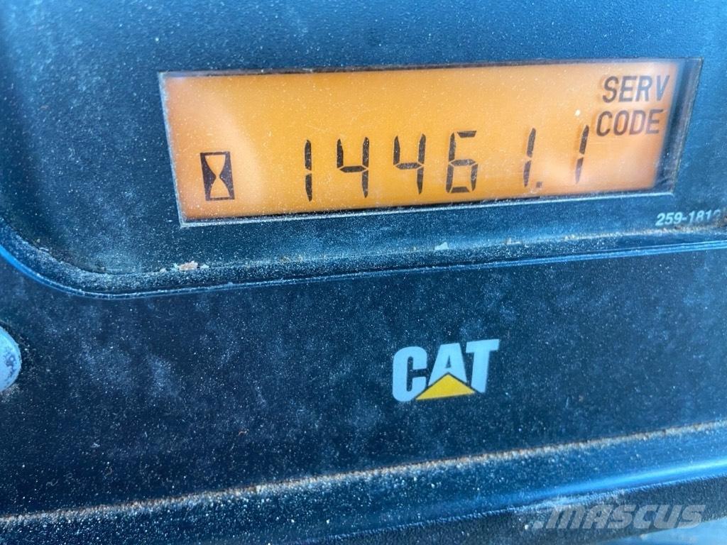 CAT D 6 T LGP Гусеничні бульдозери