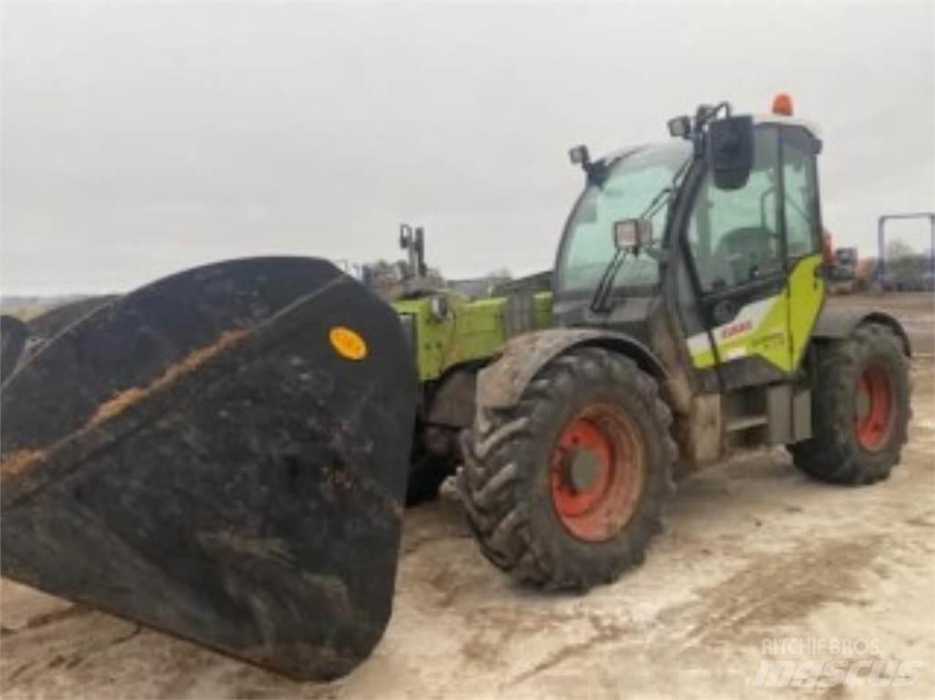 CLAAS 732 Телескопічний навантажувач