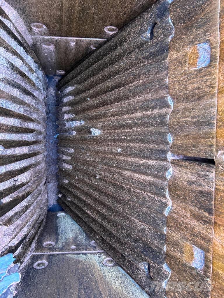 Extec C10 Мобільні дробарки