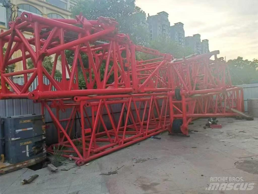 Sany SAC4500T автокрани