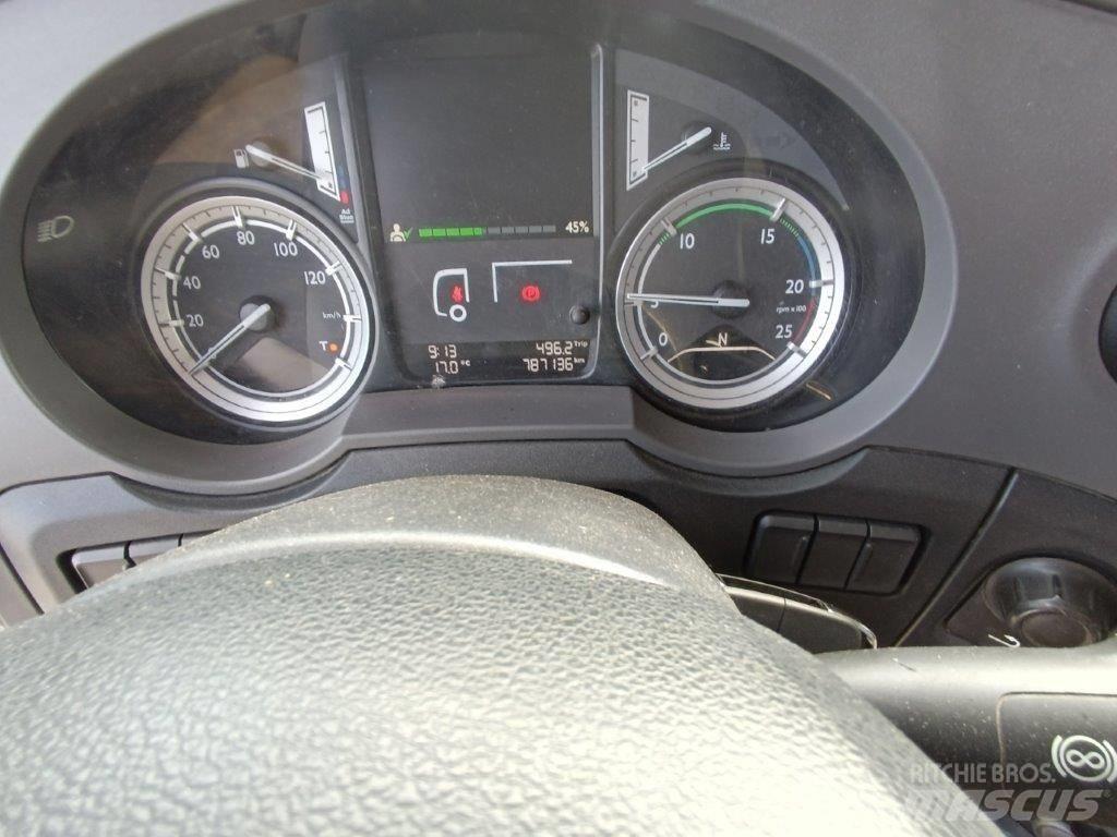 DAF FT 440 XF Тягачі