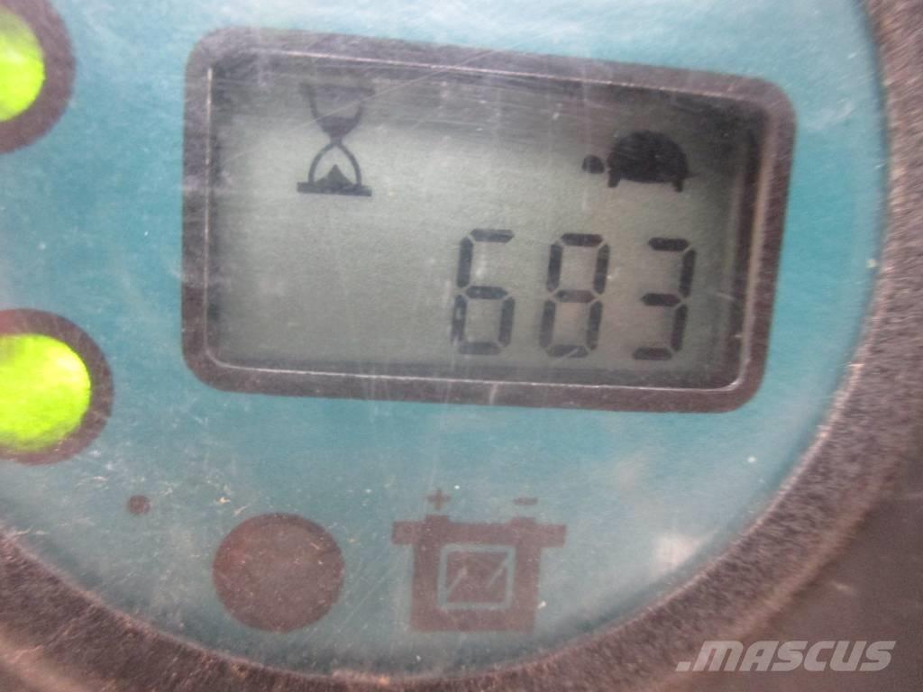 Haulotte Star 10 Вертикальні щоглові підйомники