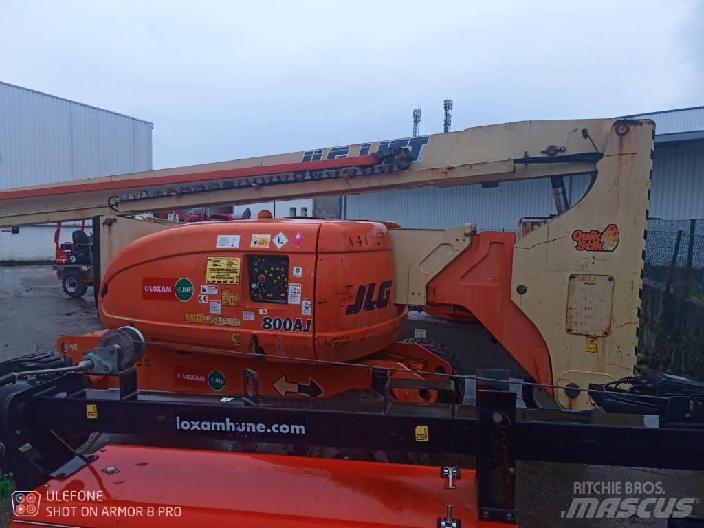 JLG 800 AJ Колінчаті підйомники