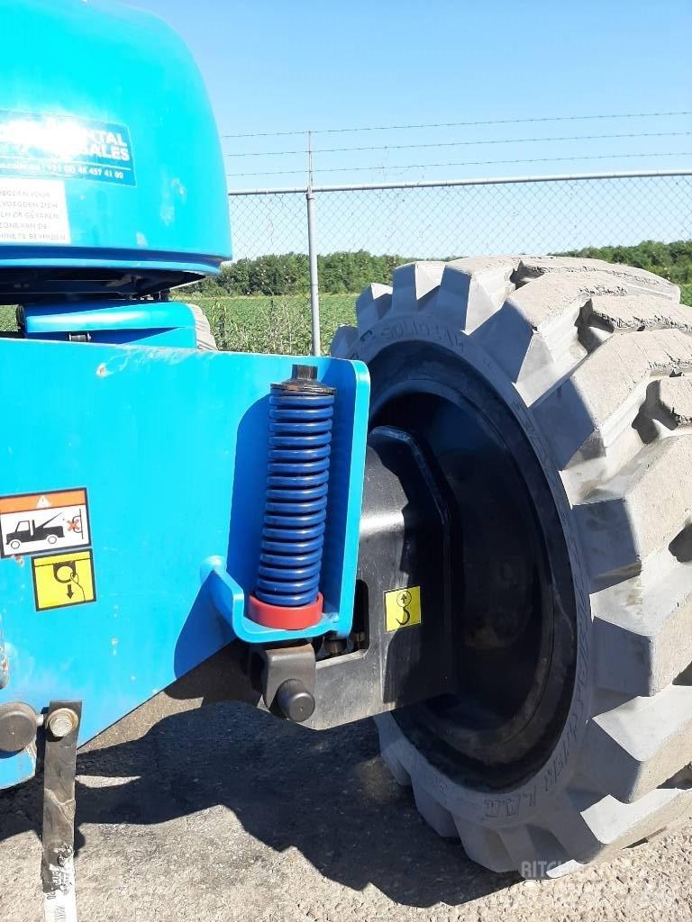 Niftylift HR21E 2x4 Колінчаті підйомники