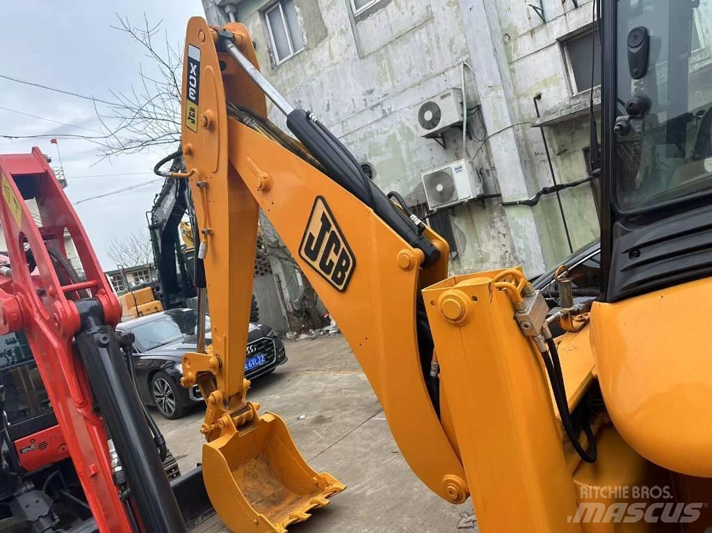 JCB 3 CX Екскаватори-навантажувачі