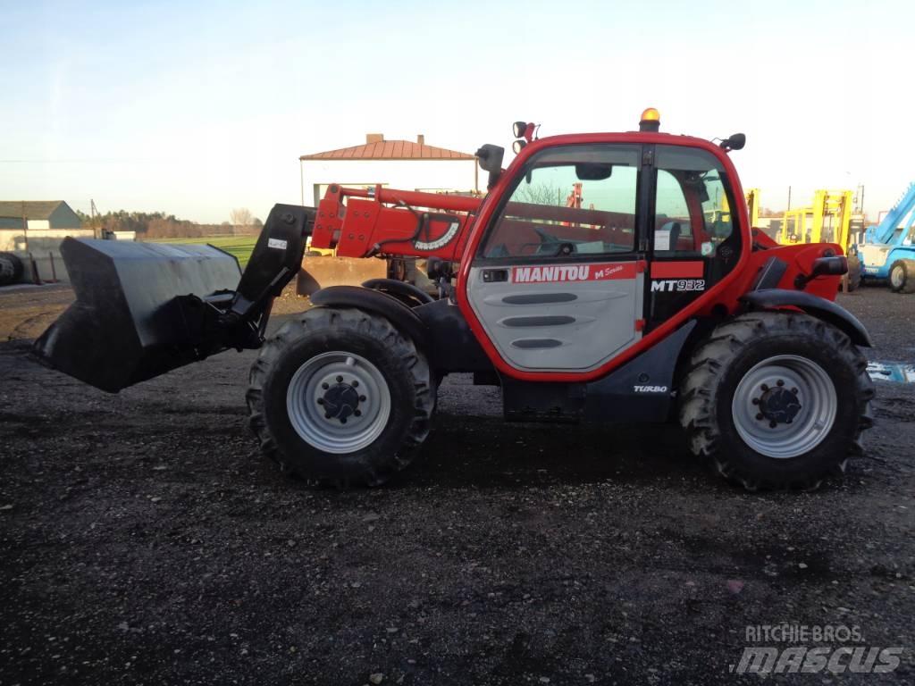 Manitou MT 932-75 Телескопічні навантажувачі