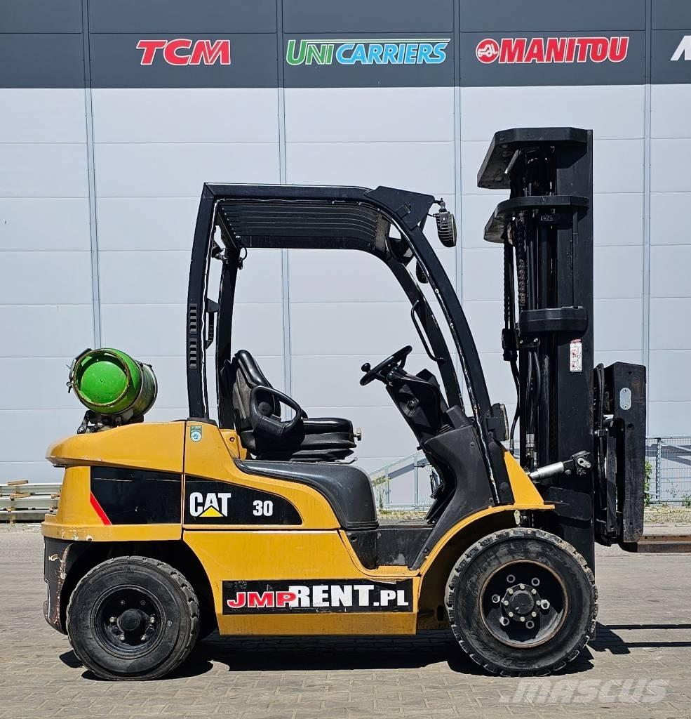 CAT GP 30 N Газові навантажувачі