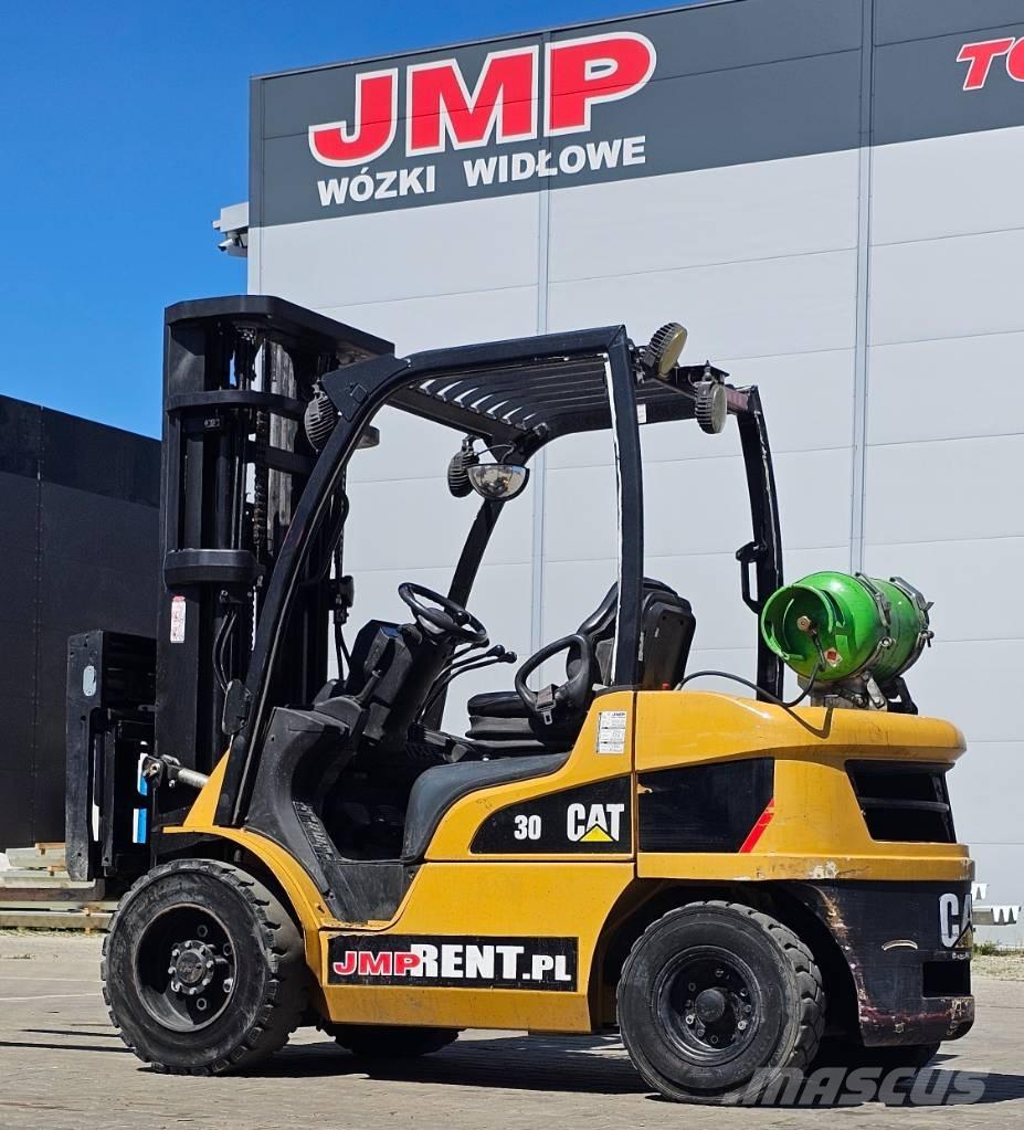 CAT GP 30 N Газові навантажувачі
