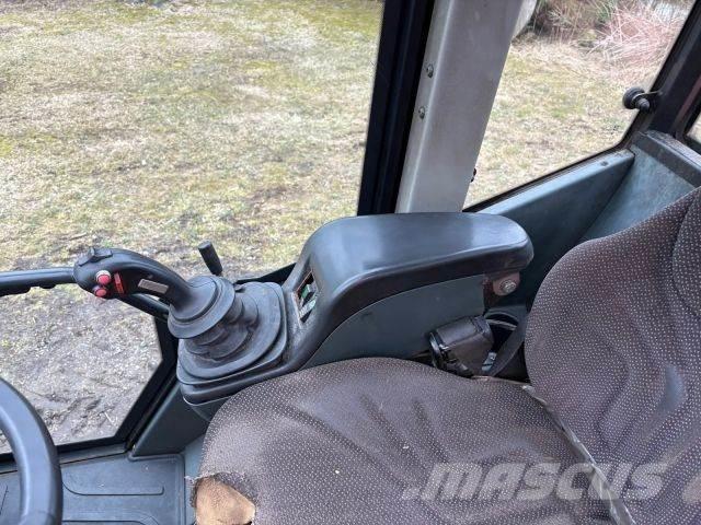 Schäffer 5370Z Фронтальні навантажувачі