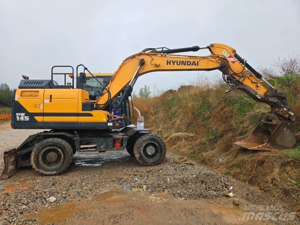 Hyundai HW 145 Колісні екскаватори