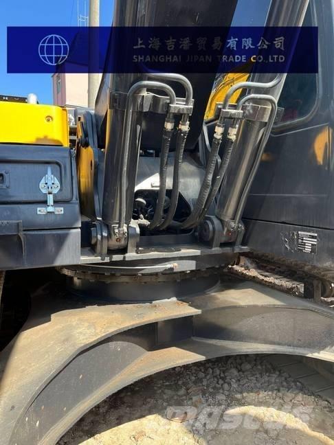 Volvo EC 240 Гусеничні екскаватори