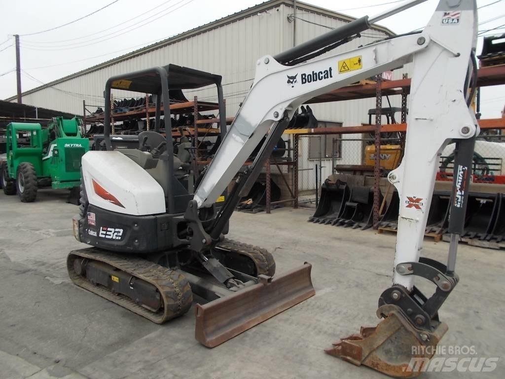 Bobcat E32i Міні-екскаватори < 7т