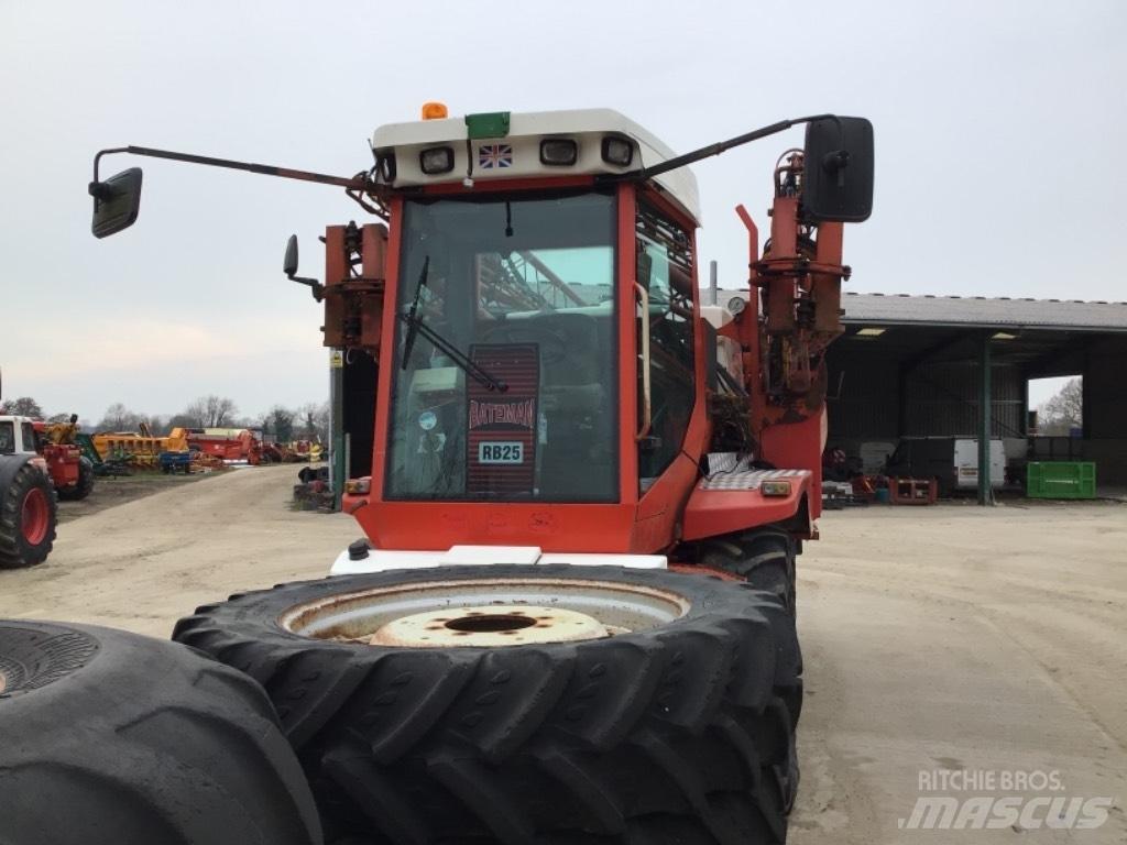 Bateman RB25 SPRAYER Самохідні обприскувачі