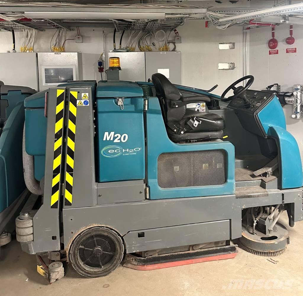 Tennant M20 Підмітальні машини