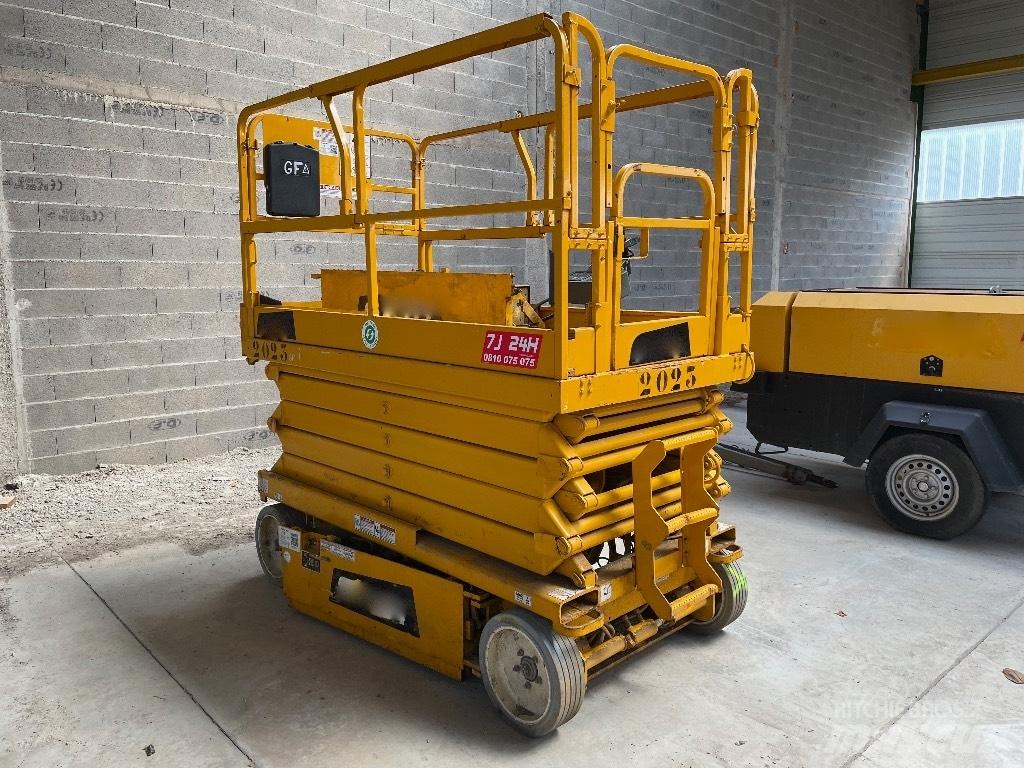 JLG 3246 ** A REPARER** Підйомники-ножиці