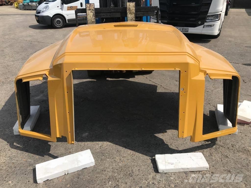 CAT 735 B Hood Шасі